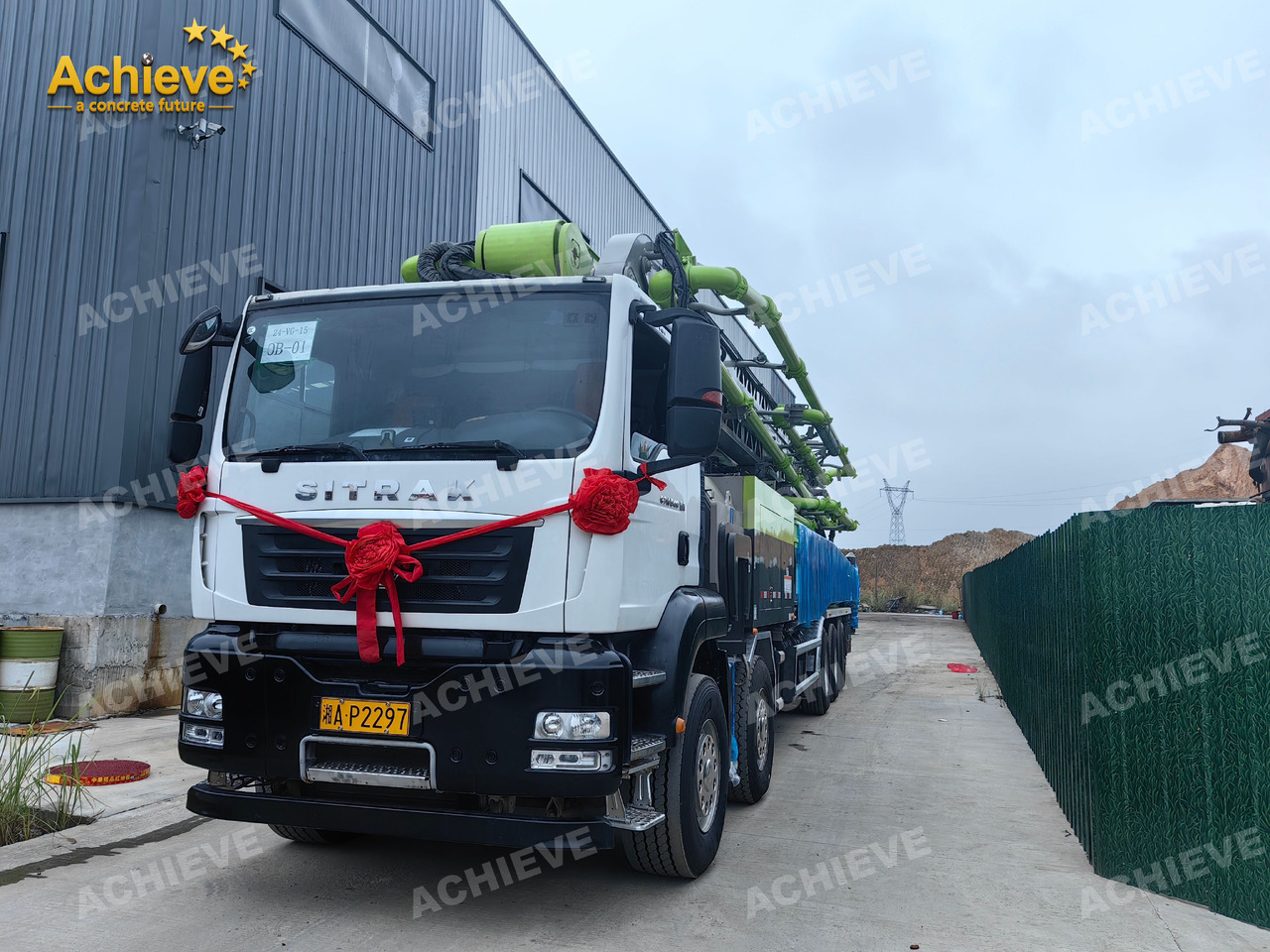 Zoomlion Zoomlion 70M 70X-6RZ Concrete pump truck ACTROS 4141 【ACHIEVE】TOP CONDITION!!! - Betono siurblys: foto 4 Zoomlion Zoomlion 70M 70X-6RZ Concrete pump truck ACTROS 4141 【ACHIEVE】TOP CONDITION!!! - Betono siurblys: foto 4