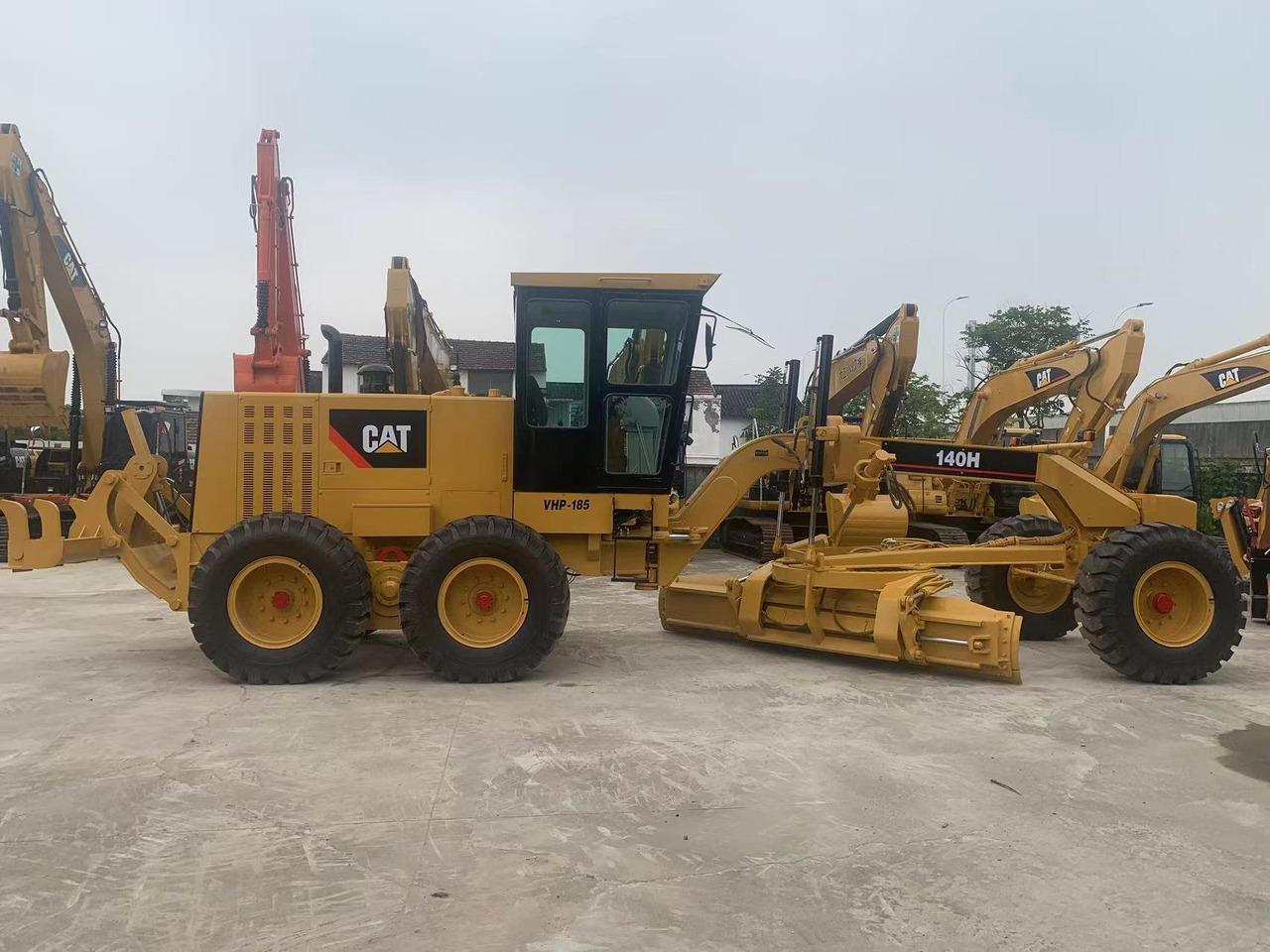 CATERPILLAR Used Motor Grader Original CAT 140H for Sale: 138 kW (185 HP) 3306 Engine, 3.7 m Blade & 14,677 kg Operating Weight - Greideris: foto 3 CATERPILLAR Used Motor Grader Original CAT 140H for Sale: 138 kW (185 HP) 3306 Engine, 3.7 m Blade & 14,677 kg Operating Weight - Greideris: foto 3