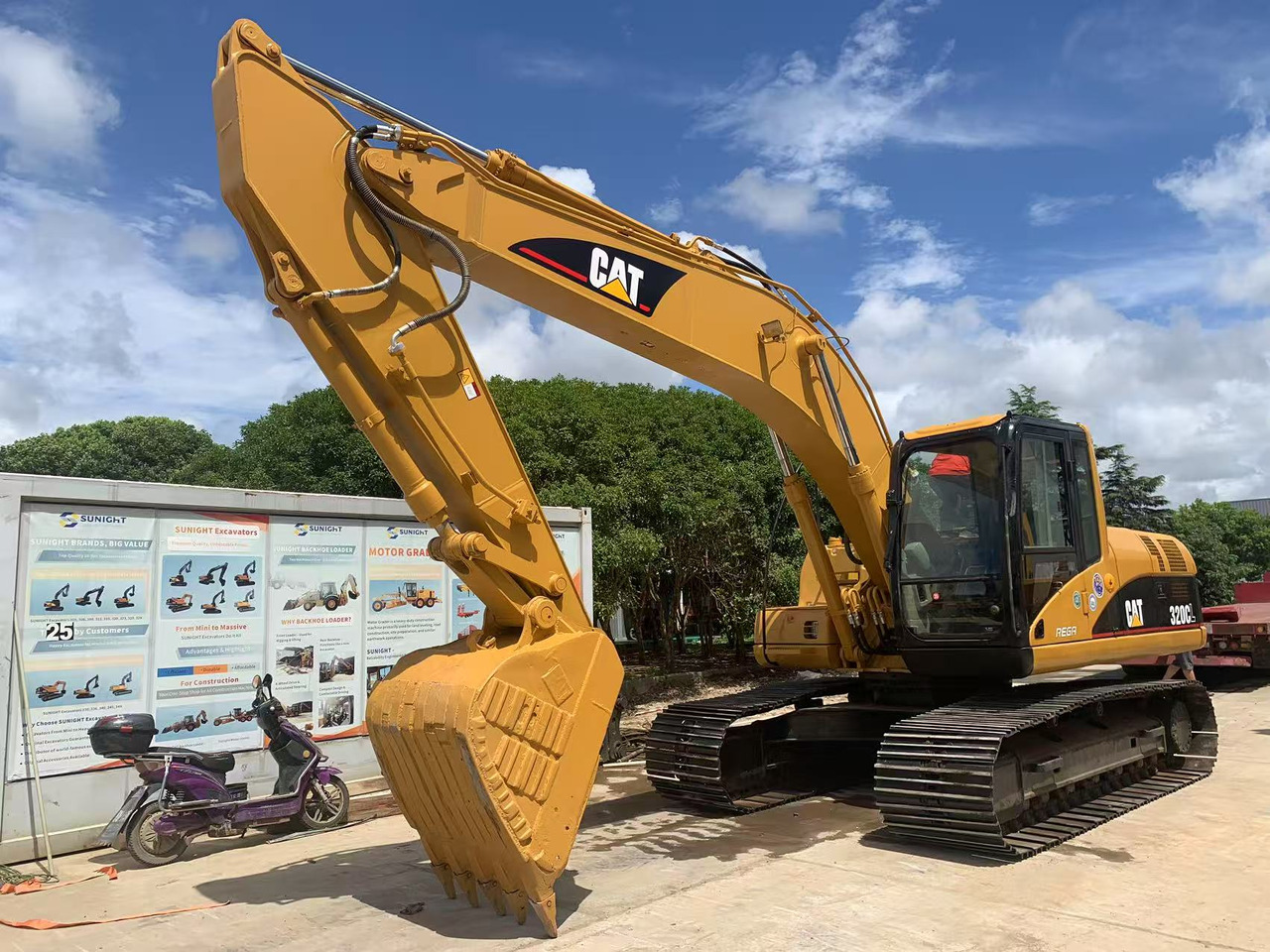 Caterpillar 320C, 320CL Hydraulic Excavator with Wide Track for Swamp Terrain - Vikšrinis ekskavatorius: foto 3 Caterpillar 320C, 320CL Hydraulic Excavator with Wide Track for Swamp Terrain - Vikšrinis ekskavatorius: foto 3