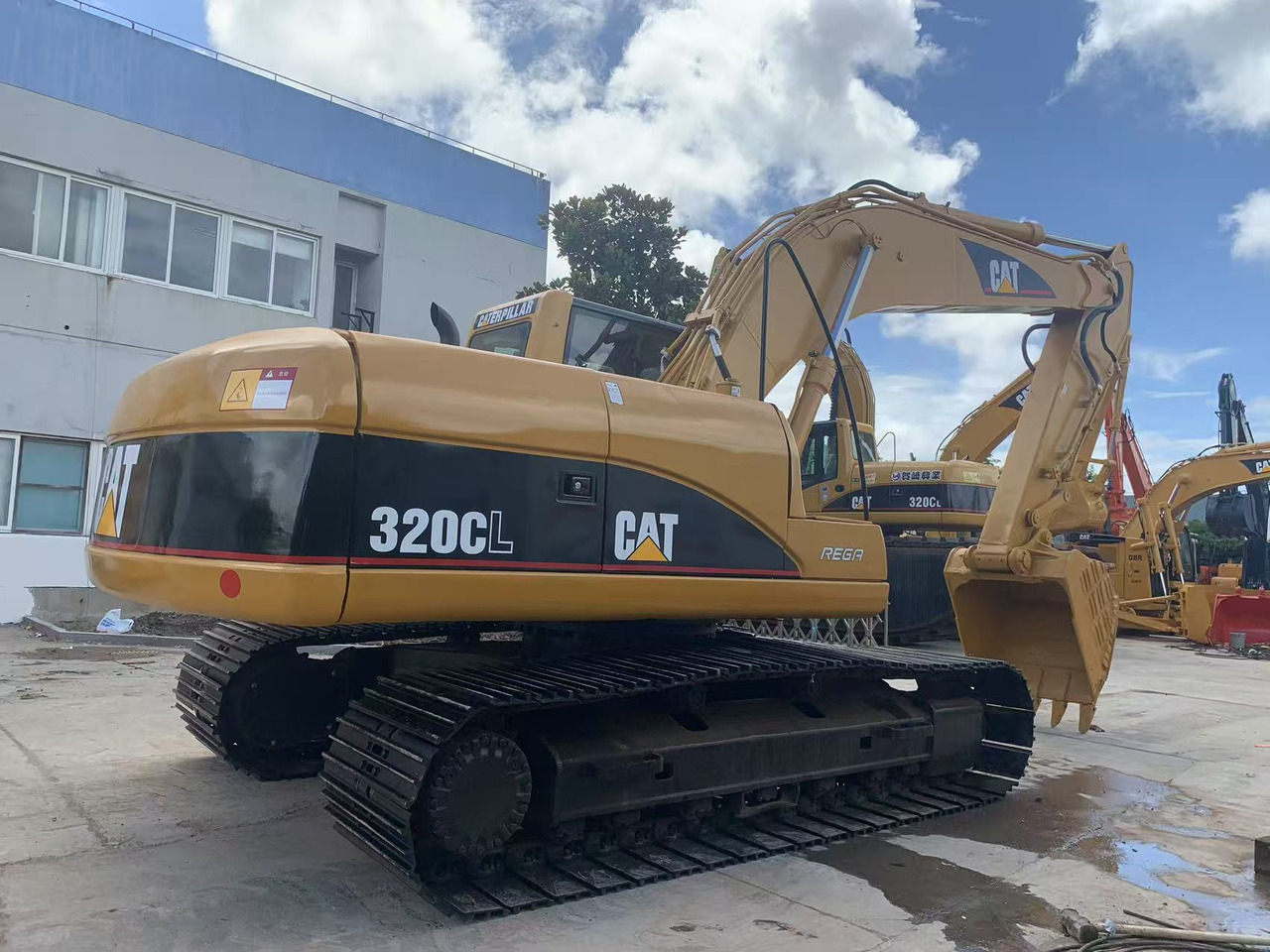 Caterpillar 320C, 320CL Hydraulic Excavator with Wide Track for Swamp Terrain - Vikšrinis ekskavatorius: foto 4 Caterpillar 320C, 320CL Hydraulic Excavator with Wide Track for Swamp Terrain - Vikšrinis ekskavatorius: foto 4