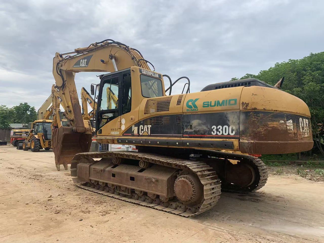 Caterpillar Excavator Original Color CAT 330CL, 330BL Used Condtion - Vikšrinis ekskavatorius: foto 3 Caterpillar Excavator Original Color CAT 330CL, 330BL Used Condtion - Vikšrinis ekskavatorius: foto 3