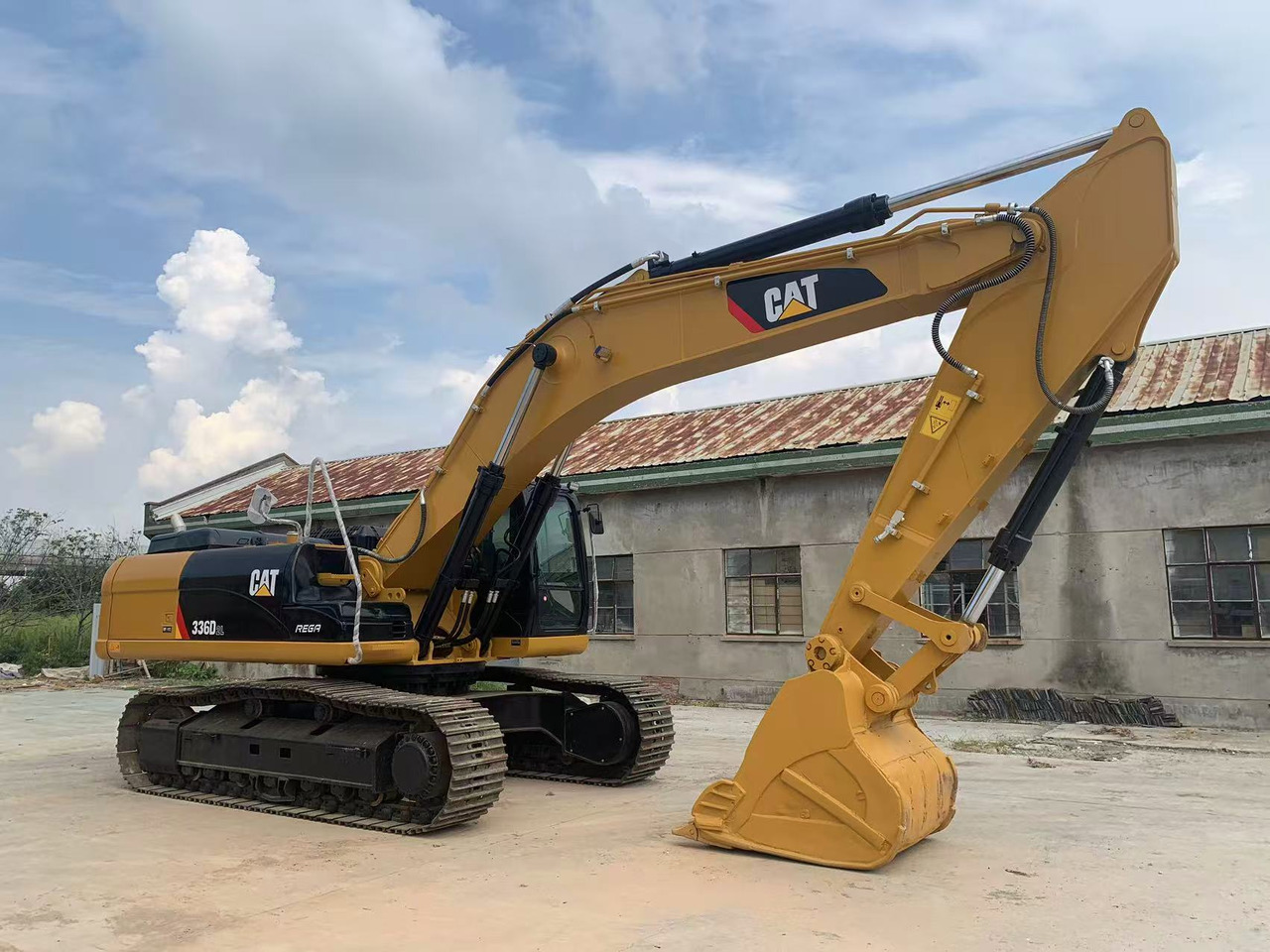 Caterpillar Mining Excavator CAT 336D, 336D2 - Vikšrinis ekskavatorius: foto 1 Caterpillar Mining Excavator CAT 336D, 336D2 - Vikšrinis ekskavatorius: foto 1