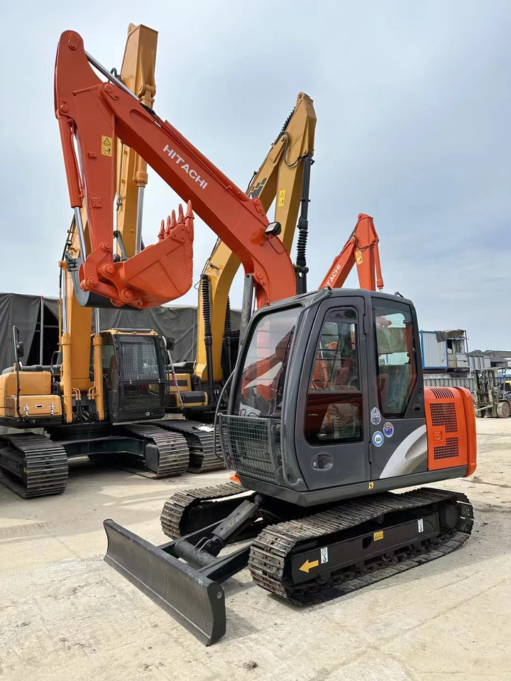 Hitachi ZX60 Mini Excavator Cheap Machine - Vikšrinis ekskavatorius: foto 3 Hitachi ZX60 Mini Excavator Cheap Machine - Vikšrinis ekskavatorius: foto 3