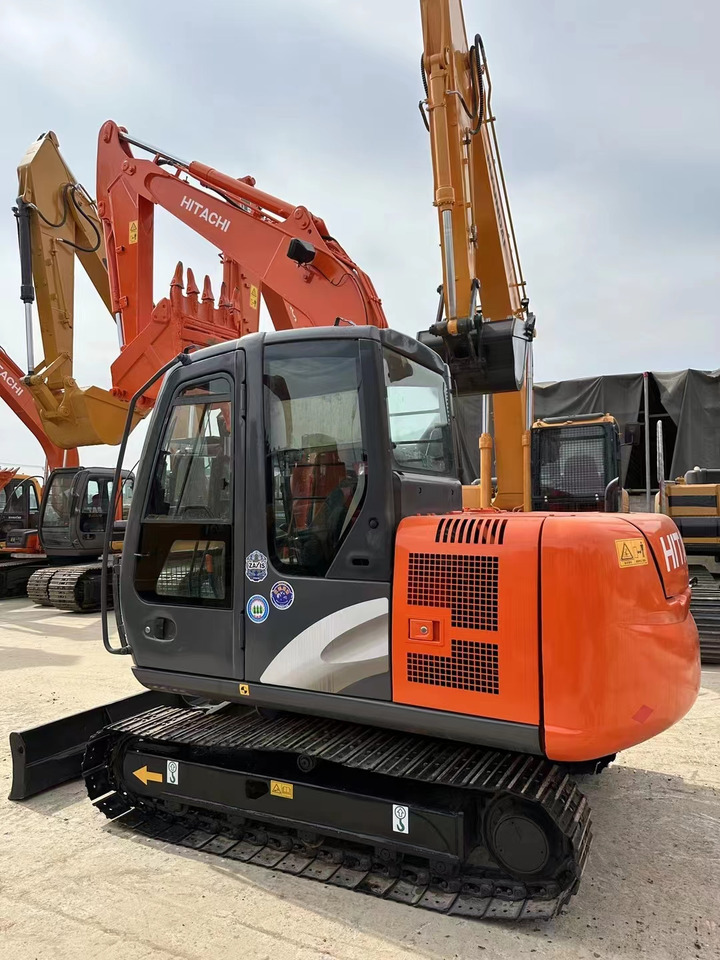 Hitachi ZX60 Mini Excavator Cheap Machine - Vikšrinis ekskavatorius: foto 4 Hitachi ZX60 Mini Excavator Cheap Machine - Vikšrinis ekskavatorius: foto 4