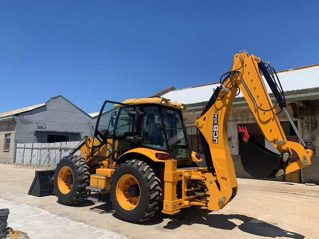 JCB Backhoe Loader 4CX, 4DX Good Price on Sale - Ekskavatorius-krautuvas: foto 3 JCB Backhoe Loader 4CX, 4DX Good Price on Sale - Ekskavatorius-krautuvas: foto 3