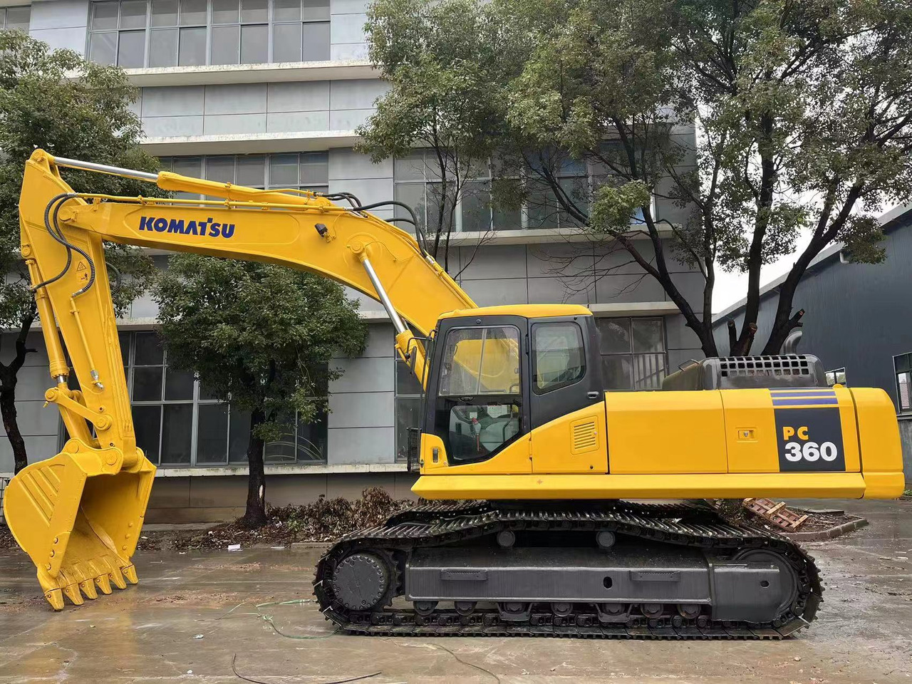 Komatsu 36 ton Mining Excavator PC360 - Vikšrinis ekskavatorius: foto 1 Komatsu 36 ton Mining Excavator PC360 - Vikšrinis ekskavatorius: foto 1