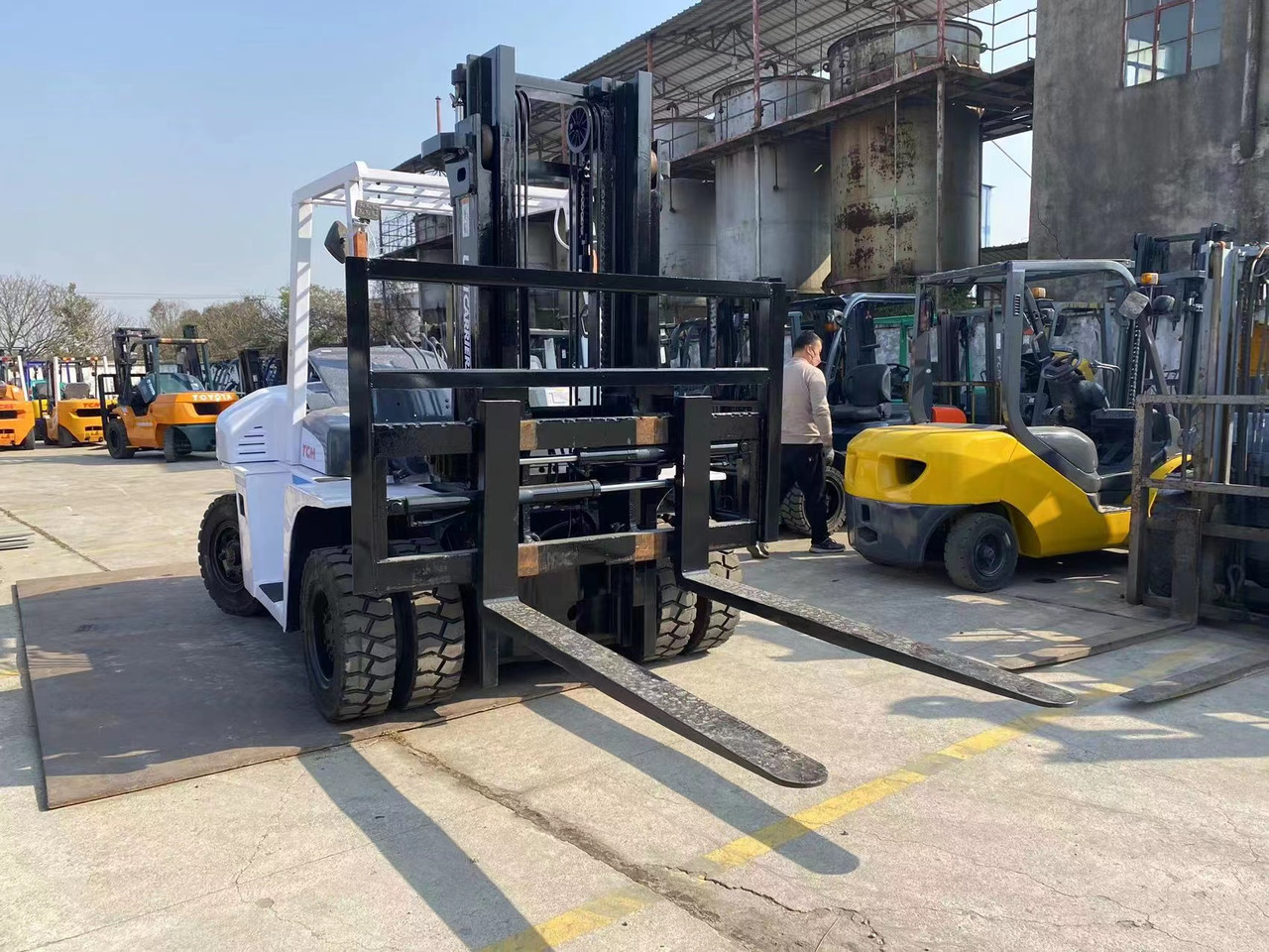 TCM 7 ton Diesel Forklift Used Condition FD70 Forklift Truck - Dyzelinis krautuvas: foto 4 TCM 7 ton Diesel Forklift Used Condition FD70 Forklift Truck - Dyzelinis krautuvas: foto 4