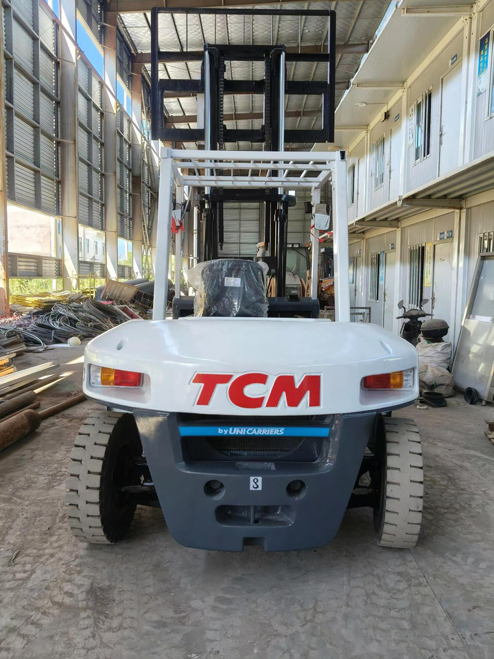 TCM Forklift Truck Secondhand 6 ton Diesel Forklift - Dyzelinis krautuvas: foto 3 TCM Forklift Truck Secondhand 6 ton Diesel Forklift - Dyzelinis krautuvas: foto 3