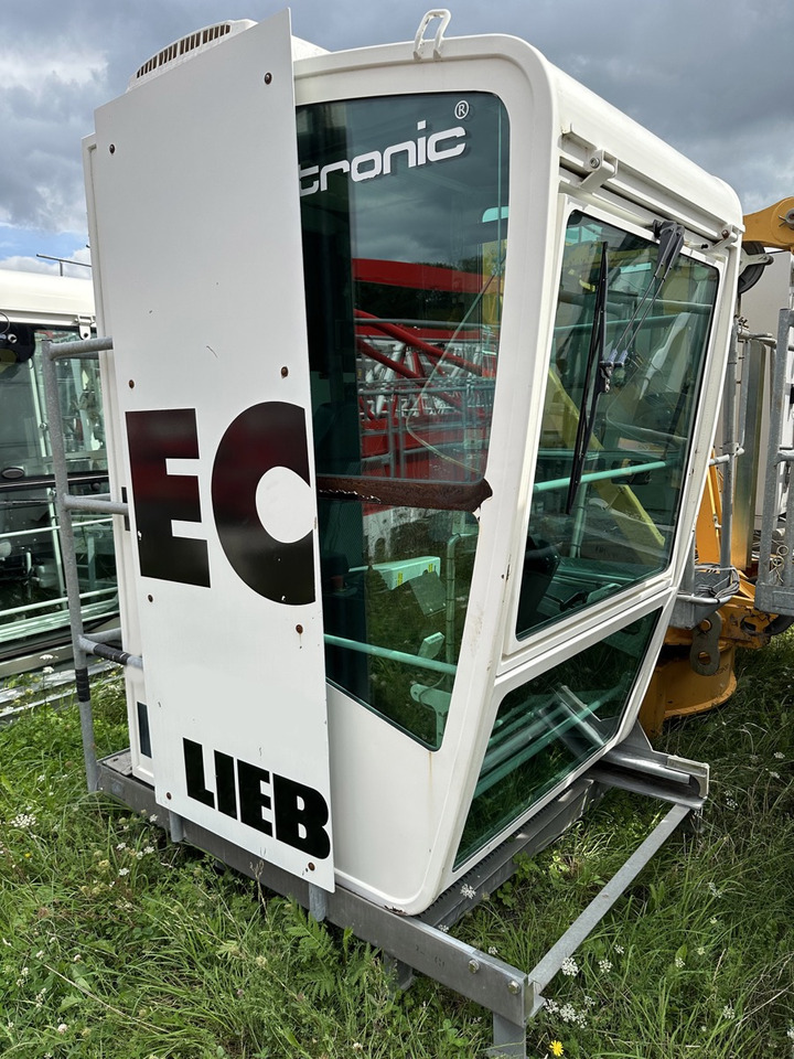 Liebherr LIEBHERR 85 EC-B 5 FR.tronic - Bokštinis kranas: foto 1 Liebherr LIEBHERR 85 EC-B 5 FR.tronic - Bokštinis kranas: foto 1
