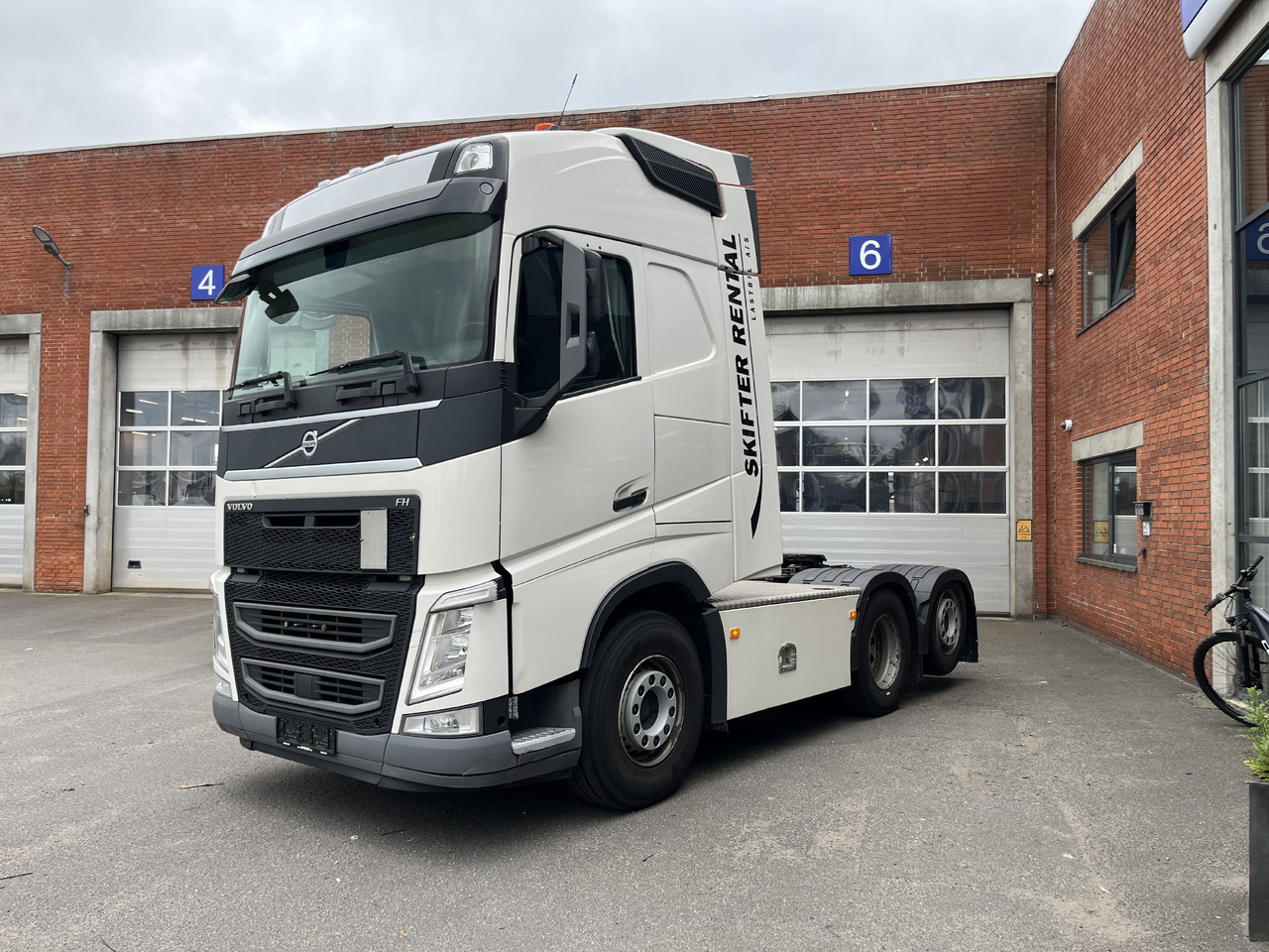 Volvo FH 500TC 6x2 - Vilkikas: foto 2 Volvo FH 500TC 6x2 - Vilkikas: foto 2