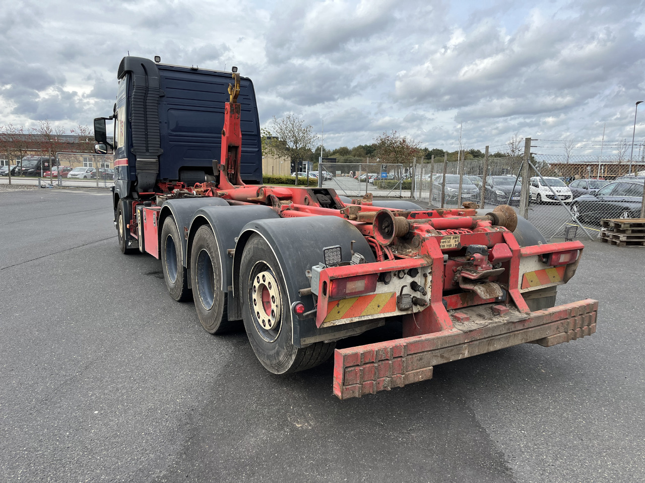 Volvo FM 500 8x4 - Hook-lift sunkvežimis: foto 5 Volvo FM 500 8x4 - Hook-lift sunkvežimis: foto 5