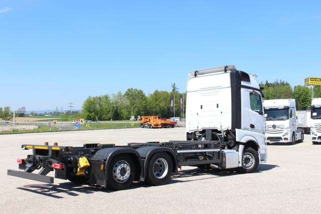 Mercedes-Benz Actros 2545 - Konteineris-vežimus/ Sukeisti kūną sunkvežimis: foto 4 Mercedes-Benz Actros 2545 - Konteineris-vežimus/ Sukeisti kūną sunkvežimis: foto 4