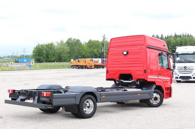 Mercedes-Benz Atego 1223 L nR - Važiuoklės sunkvežimis: foto 4 Mercedes-Benz Atego 1223 L nR - Važiuoklės sunkvežimis: foto 4