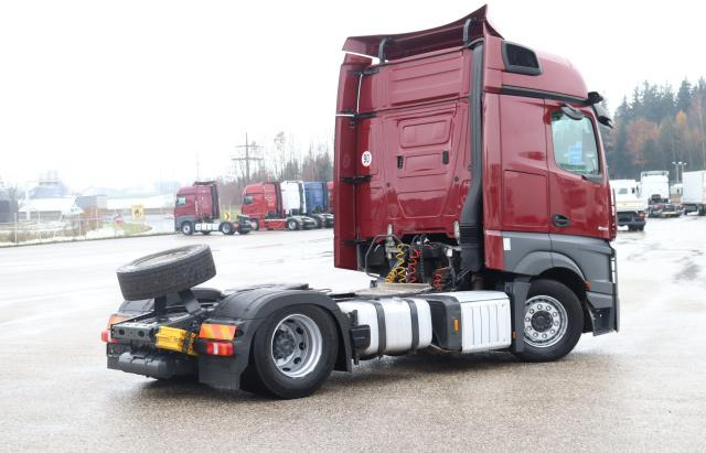 Mercedes-Benz Actros 1843 LS - Vilkikas: foto 4 Mercedes-Benz Actros 1843 LS - Vilkikas: foto 4