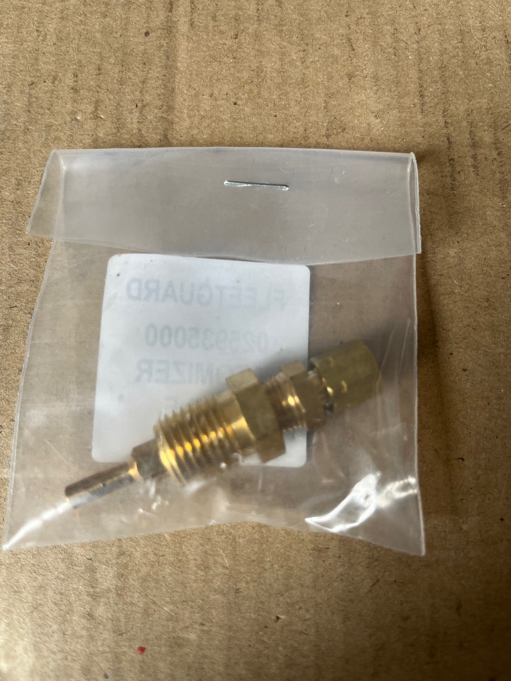 Fleetguard Injector 025935000 259350 - Atsarginės dalys - Statybinė technika: foto 2 Fleetguard Injector 025935000 259350 - Atsarginės dalys - Statybinė technika: foto 2