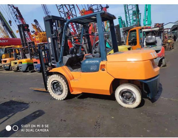 2016 Toyota 7FD50 - Šakinis krautuvas: foto 5 2016 Toyota 7FD50 - Šakinis krautuvas: foto 5
