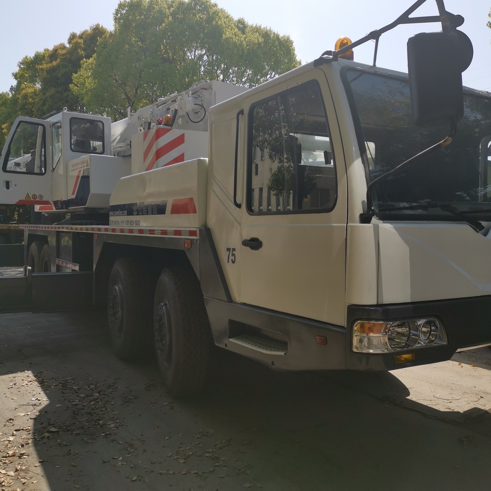 Zoomlion QY70V - Autokranas: foto 1 Zoomlion QY70V - Autokranas: foto 1