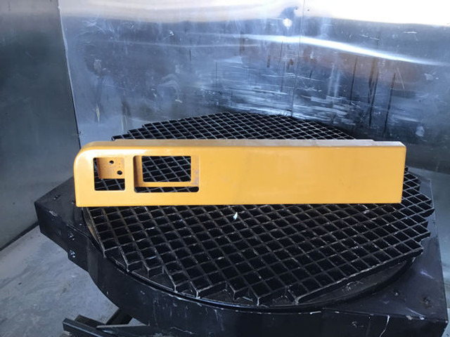 Liebherr Cover Front - Bamperis: foto 4 Liebherr Cover Front - Bamperis: foto 4