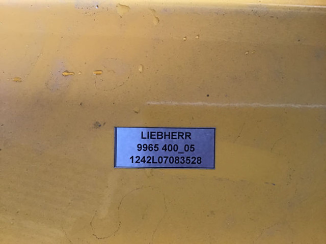 Liebherr Cover Front - Bamperis: foto 4 Liebherr Cover Front - Bamperis: foto 4