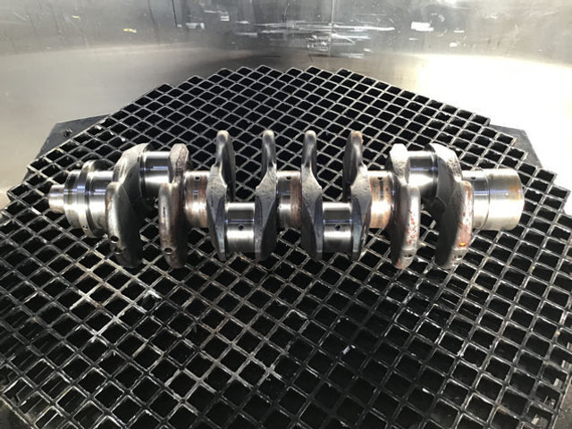 Liebherr Crankshaft D934S - Alkūninis velenas: foto 4 Liebherr Crankshaft D934S - Alkūninis velenas: foto 4