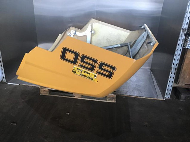 Liebherr Engine Hood - Bamperis: foto 5 Liebherr Engine Hood - Bamperis: foto 5