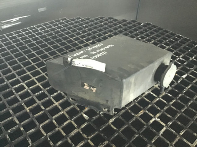 Liebherr Equalizing Reservoir - Išsiplėtimo bakelis: foto 3 Liebherr Equalizing Reservoir - Išsiplėtimo bakelis: foto 3