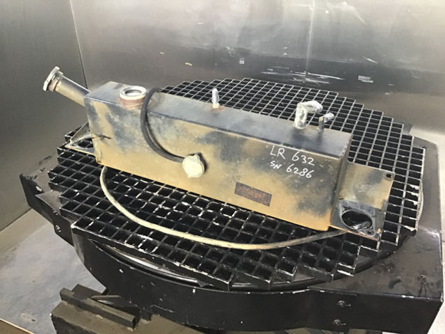 Liebherr Equalizing Reservoir - Išsiplėtimo bakelis: foto 1 Liebherr Equalizing Reservoir - Išsiplėtimo bakelis: foto 1