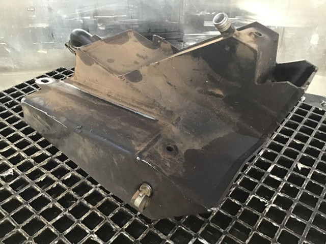 Liebherr Equalizing Reservoir - Išsiplėtimo bakelis: foto 2 Liebherr Equalizing Reservoir - Išsiplėtimo bakelis: foto 2