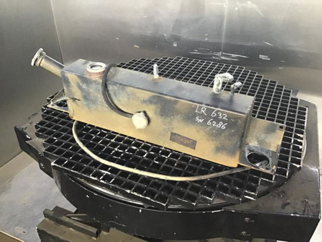 Liebherr Equalizing Reservoir - Išsiplėtimo bakelis: foto 3 Liebherr Equalizing Reservoir - Išsiplėtimo bakelis: foto 3