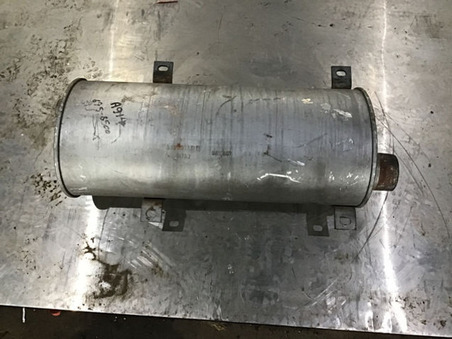 Liebherr Exhaust Silencer - Duslintuvas: foto 2 Liebherr Exhaust Silencer - Duslintuvas: foto 2