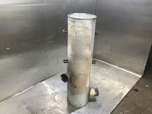 Liebherr Exhaust Silencer - Duslintuvas: foto 4 Liebherr Exhaust Silencer - Duslintuvas: foto 4
