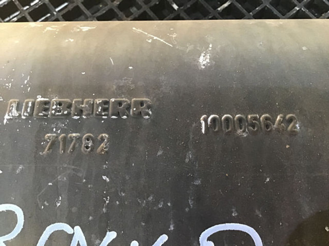 Liebherr Exhaust Silencer - Duslintuvas: foto 5 Liebherr Exhaust Silencer - Duslintuvas: foto 5