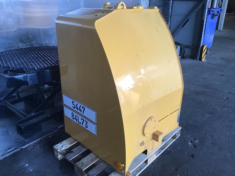 Liebherr Fuel Tank - Degalų bakas: foto 2 Liebherr Fuel Tank - Degalų bakas: foto 2