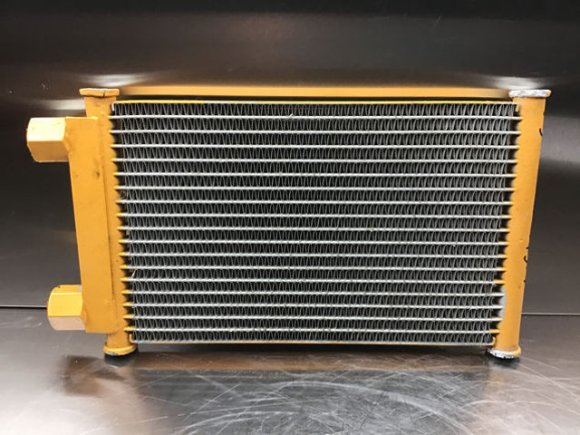 Liebherr Fuelcooler - Alyvos aušintuvas: foto 3 Liebherr Fuelcooler - Alyvos aušintuvas: foto 3