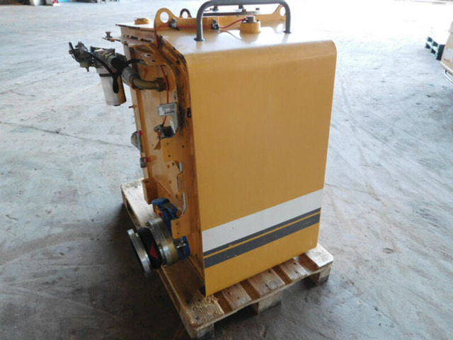 Liebherr Hydraulic Tank - Hidraulinis bakas: foto 1 Liebherr Hydraulic Tank - Hidraulinis bakas: foto 1