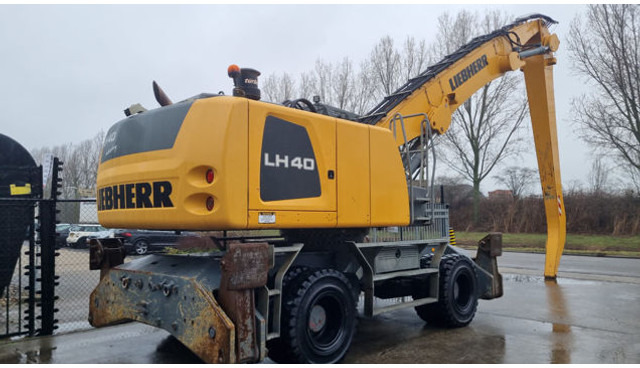 Liebherr LH 40 M Industry Litronic - Ekskavatorius su ilga strėle: foto 3 Liebherr LH 40 M Industry Litronic - Ekskavatorius su ilga strėle: foto 3