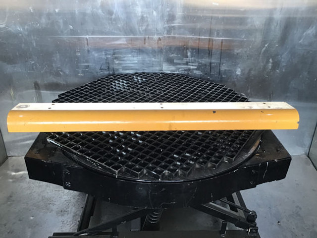 Liebherr LH 60 C / LH60 M - Bamperis: foto 2 Liebherr LH 60 C / LH60 M - Bamperis: foto 2