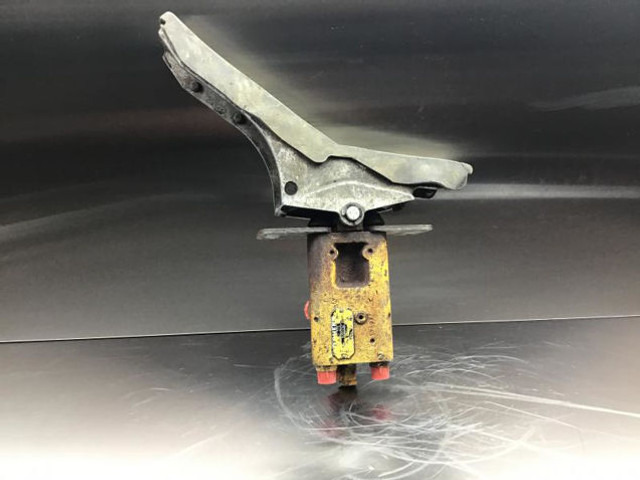 Pedalas Liebherr Pilot Control Unit: foto 6