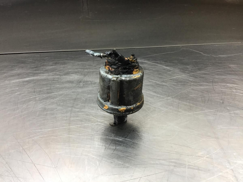 Liebherr Pressure Transmitter - Jutiklis: foto 1 Liebherr Pressure Transmitter - Jutiklis: foto 1