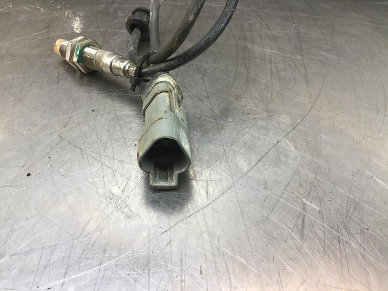 Liebherr Proximity Switch - Jutiklis: foto 1 Liebherr Proximity Switch - Jutiklis: foto 1