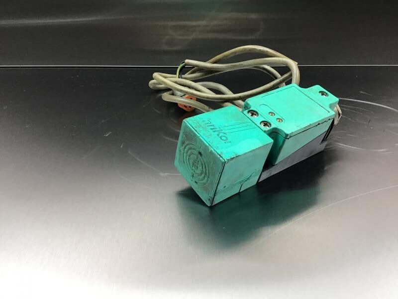 Liebherr Proximity Switch - Jutiklis: foto 3 Liebherr Proximity Switch - Jutiklis: foto 3