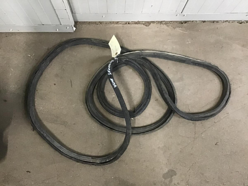 Liebherr R900 Li / R914HDSL / R914B / R912HDSL / R912 Li / R904 / R902 Li / R922 / A904 Li / A904 INDUSTRIAL / A902 Li / A900C Li / A900B - Kabina ir interjeras: foto 1 Liebherr R900 Li / R914HDSL / R914B / R912HDSL / R912 Li / R904 / R902 Li / R922 / A904 Li / A904 INDUSTRIAL / A902 Li / A900C Li / A900B - Kabina ir interjeras: foto 1