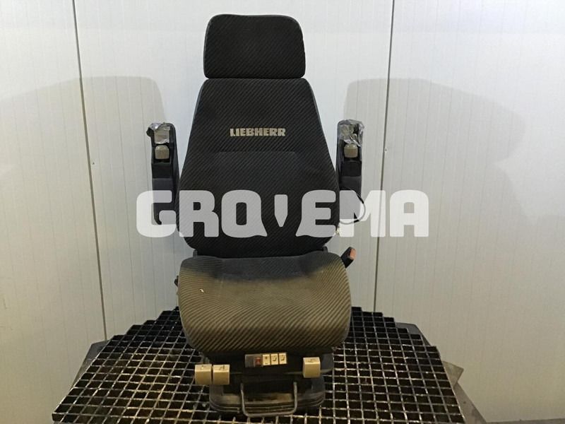 Liebherr R914STD / R914HDSL / R914B - Sėdynė: foto 1 Liebherr R914STD / R914HDSL / R914B - Sėdynė: foto 1