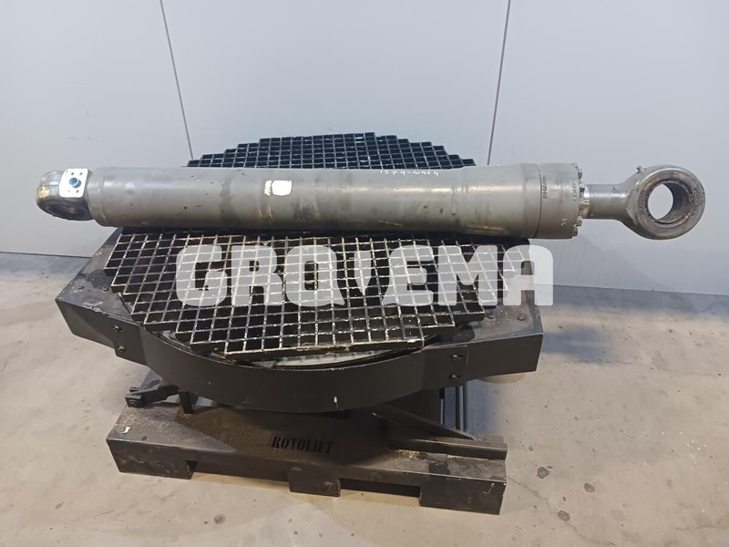 Liebherr R922 LC / R922 NLC / R922 SLC / R922 XLC - Hidraulinis cilindras: foto 1 Liebherr R922 LC / R922 NLC / R922 SLC / R922 XLC - Hidraulinis cilindras: foto 1