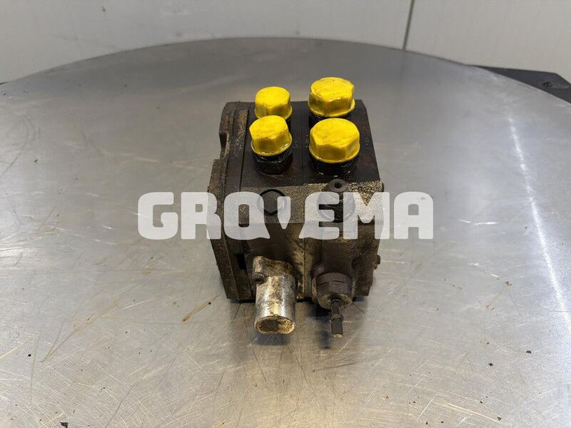 Liebherr R922 / R926 K-LC / R946 LC / R946 LC-V / R946 NLC / R922 Li / R922 LC / R922 ENGINE LIEBHERR / R926 LC / R920 / R920 LC / R920 N - Hidraulika: foto 2 Liebherr R922 / R926 K-LC / R946 LC / R946 LC-V / R946 NLC / R922 Li / R922 LC / R922 ENGINE LIEBHERR / R926 LC / R920 / R920 LC / R920 N - Hidraulika: foto 2