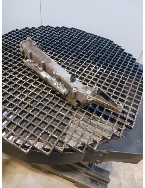 Liebherr R926 COMP / R926 K-LC / R922 LC - Variklis ir dalys: foto 1 Liebherr R926 COMP / R926 K-LC / R922 LC - Variklis ir dalys: foto 1