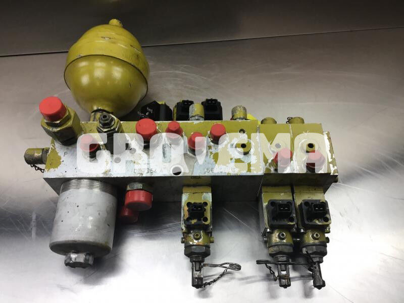 Liebherr R934B / R974B / R974 / R964B - Hidraulika: foto 3 Liebherr R934B / R974B / R974 / R964B - Hidraulika: foto 3