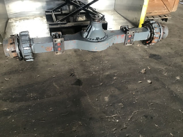 Liebherr Rear Axle - Ašis ir dalys: foto 1 Liebherr Rear Axle - Ašis ir dalys: foto 1