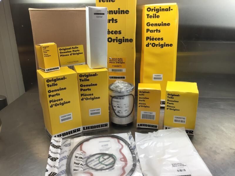 Liebherr Service Kit 1000 hours R906/R916/R926 - Kuro filtras: foto 1 Liebherr Service Kit 1000 hours R906/R916/R926 - Kuro filtras: foto 1