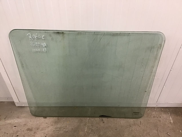 Liebherr Window Glass - Langas ir dalys: foto 3 Liebherr Window Glass - Langas ir dalys: foto 3